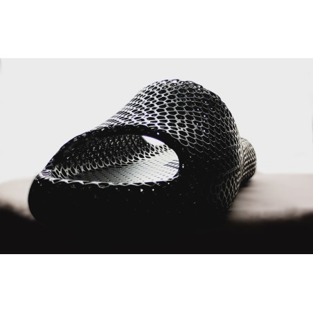 Czarne Klapki 3D PRINTED | Innowacyjne, Lekkie i Wygodne | Sklep