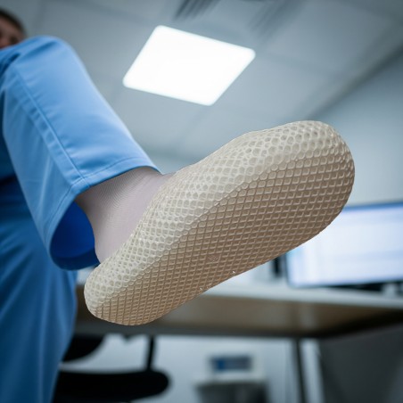 Białe Klapki 3D PRINTED | Innowacyjne, Lekkie i Wygodne | Sklep